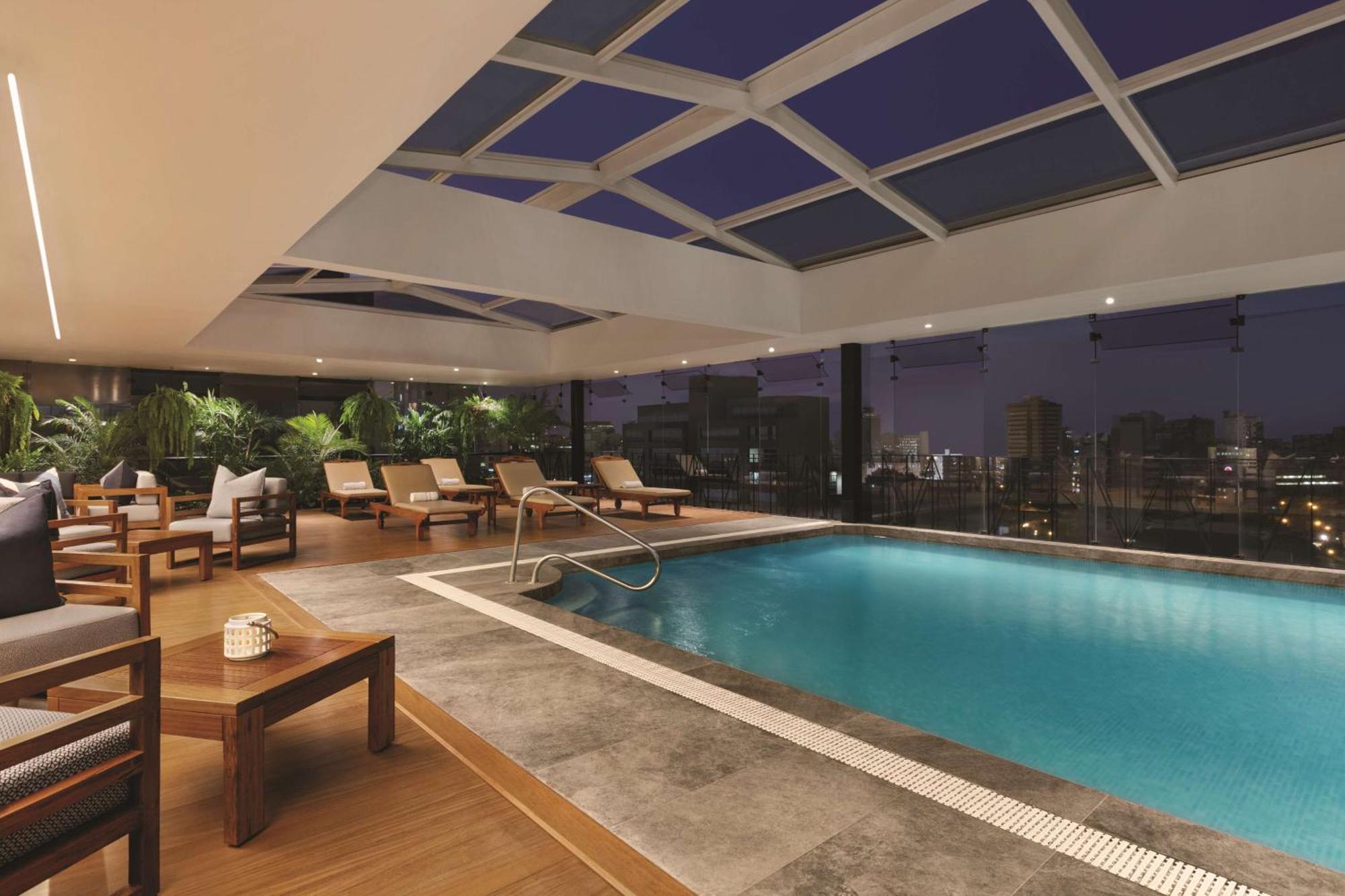 Doubletree By Hilton Lima Miraflores El Pardo Exterior photo